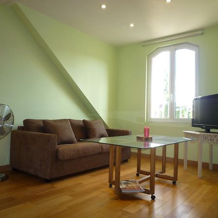 Ferienwohnung Les Mirabelles Metz Exterior foto